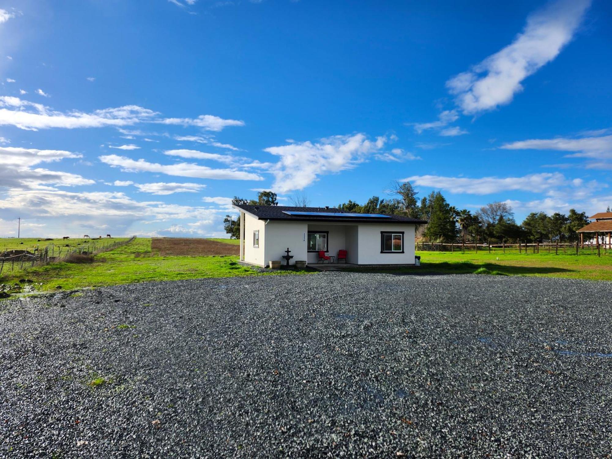 Private Home On Farm Lincoln Eksteriør bilde